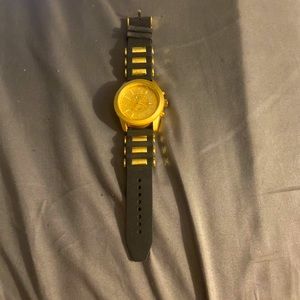 Techno pave men watch.